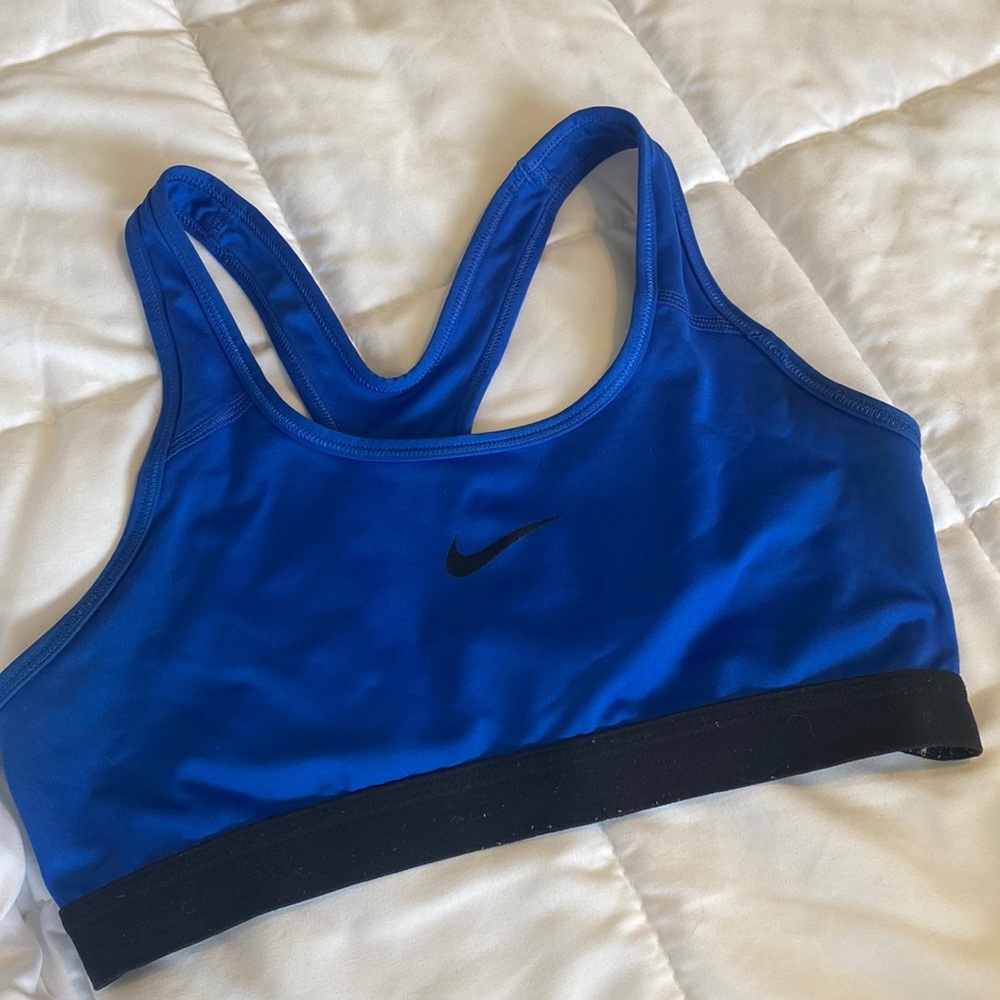 nike sports bra